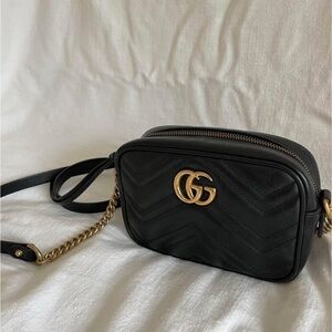 Authentic Gucci GG MARMONT MINI SHOULDER BAG